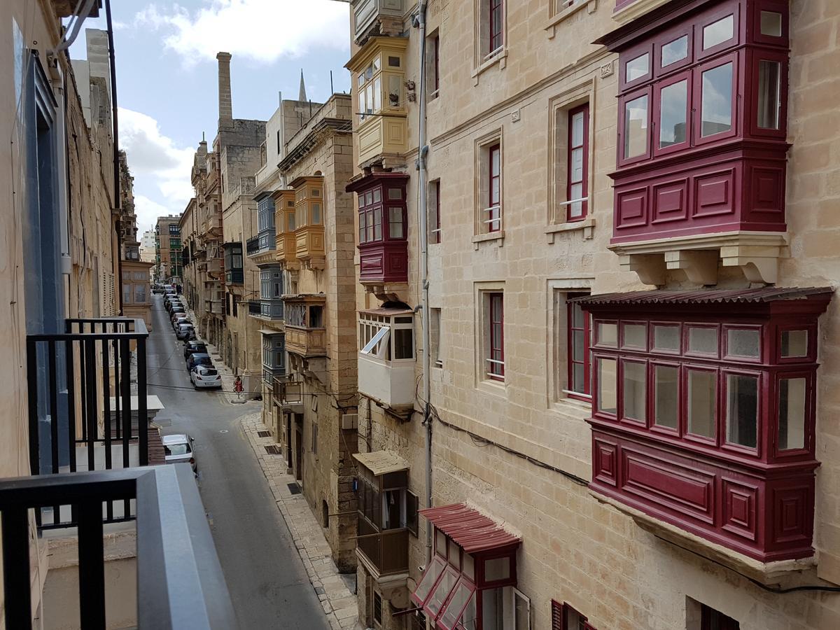 Valletta 2 Bedroom Sleeps 6 Apartment Walking Distance To Centre And The Sea Bagian luar foto